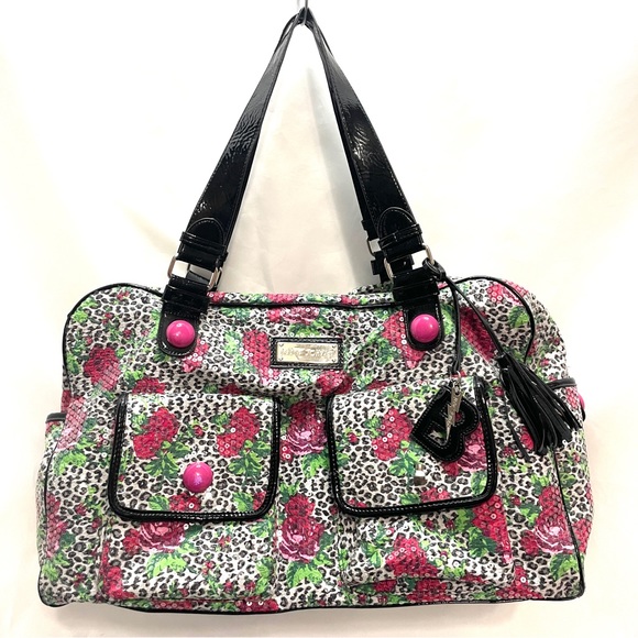 Betsey Johnson Handbags - Betsey Johnson weekender bag